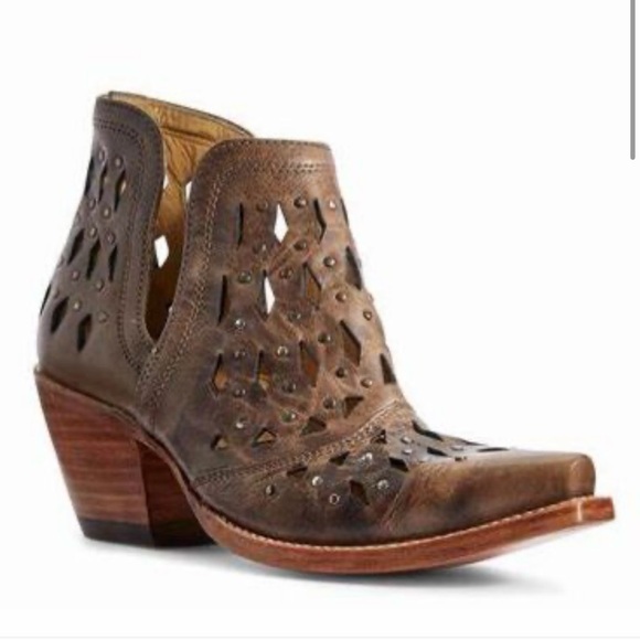 Ariat Shoes - Ariat Dixon Studded Lazer Cut Western Snip Toe Leather Bootie.